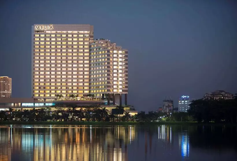 ホテル Melia Yangon