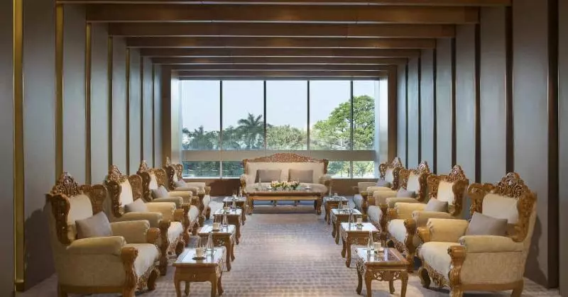 ホテル Melia Yangon