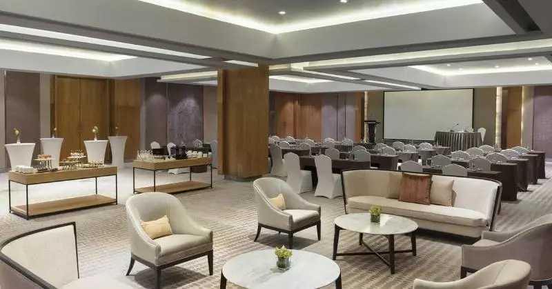 ホテル Melia Yangon