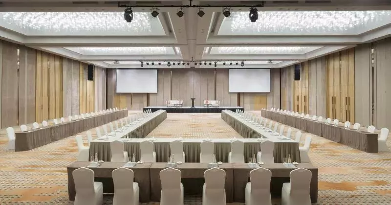 ホテル Melia Yangon
