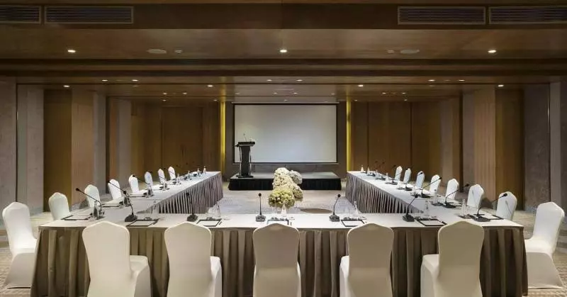 ホテル Melia Yangon