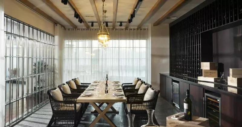 ホテル Melia Yangon
