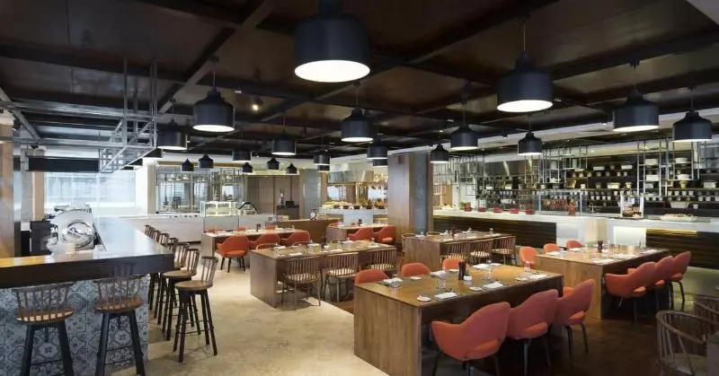 ホテル Melia Yangon