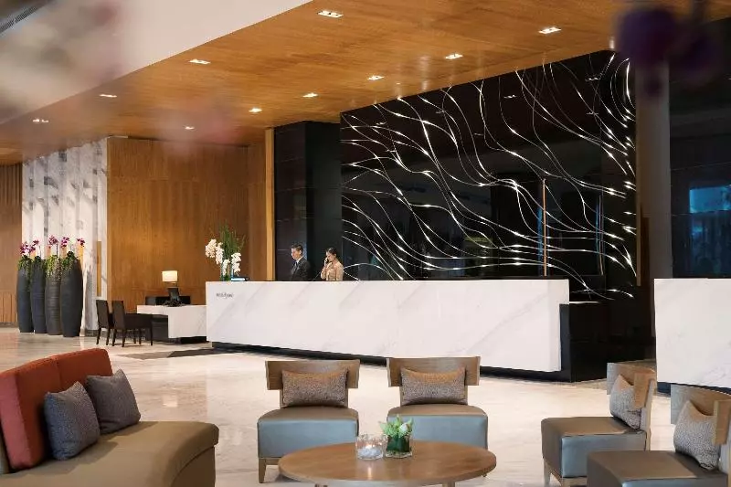 ホテル Melia Yangon