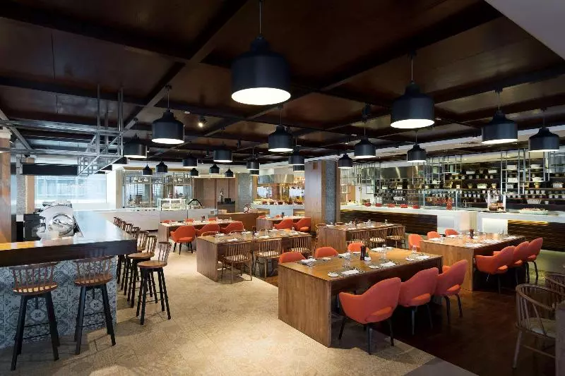 ホテル Melia Yangon