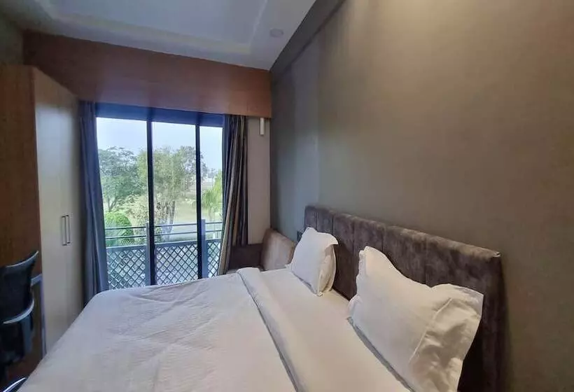 ホテル Rupis Resort Near Udaipur Airport