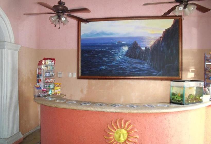 Hotel Tierra Del Sol