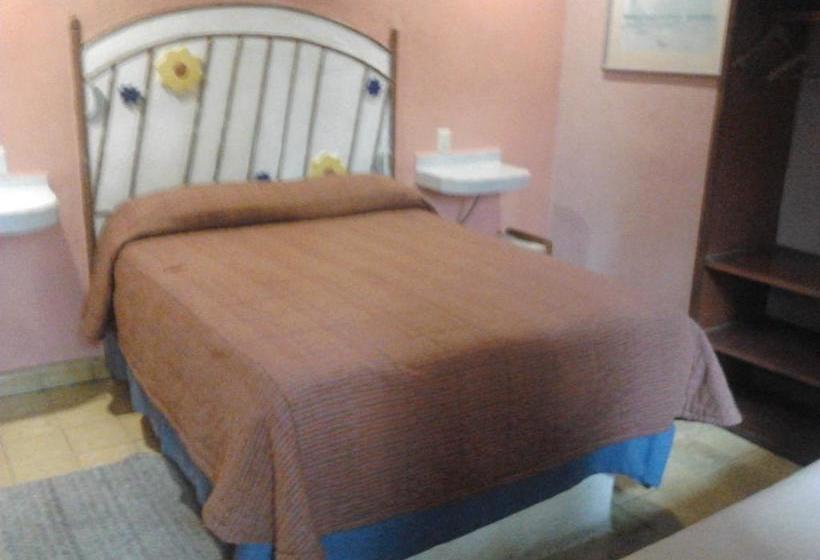 Hotel Tierra Del Sol