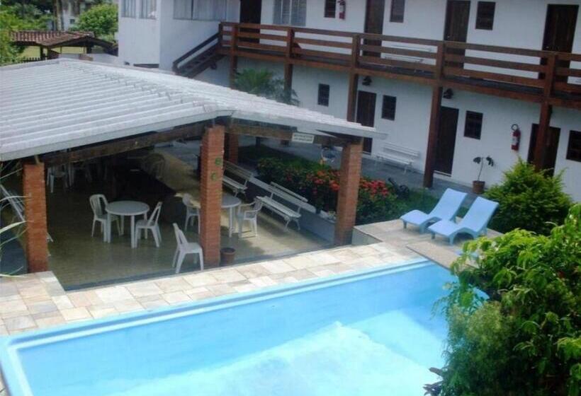 ホテル Vargas Peruibe