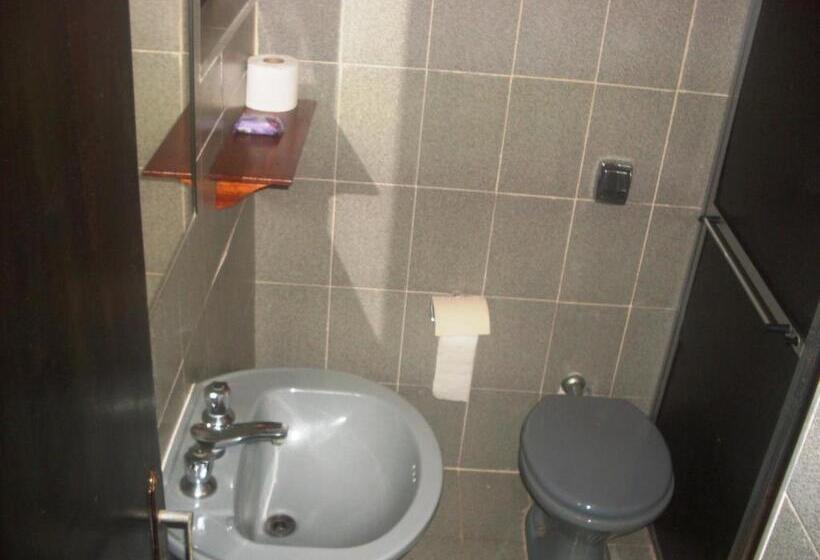 ホテル Vargas Peruibe