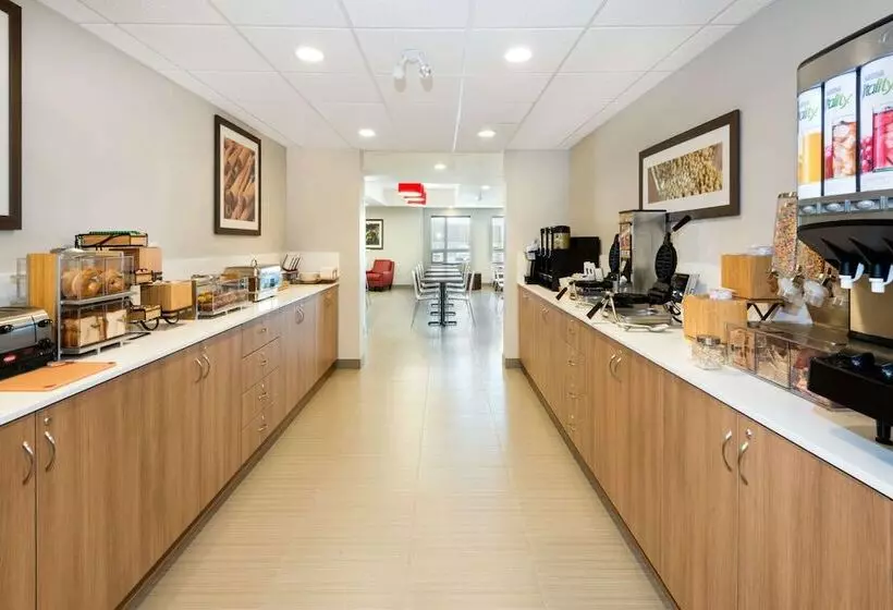 Microtel Inn & Suites By Wyndham Sudbury