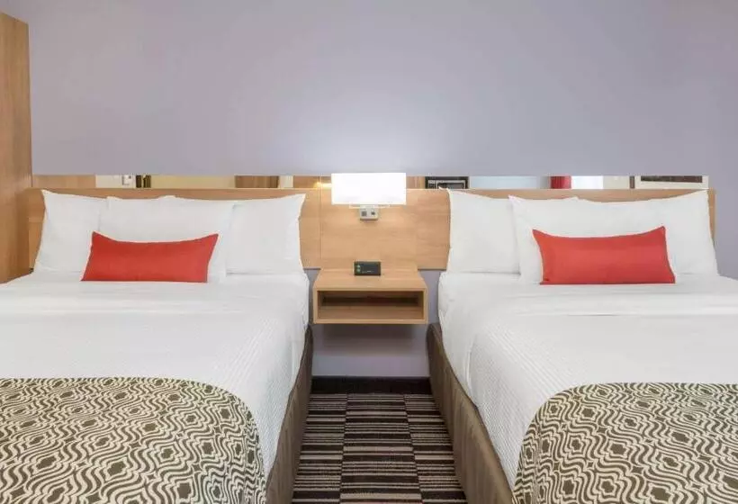 Microtel Inn & Suites By Wyndham Sudbury