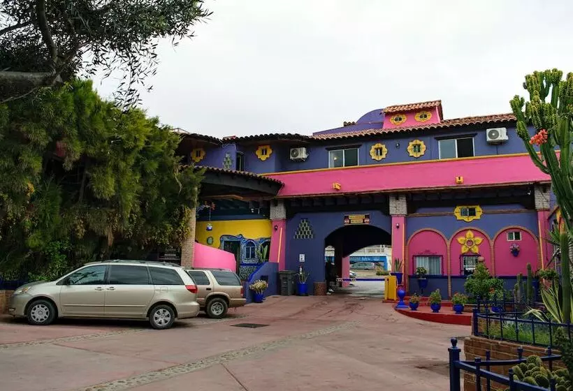 Motelli Baja Del Sol Inn
