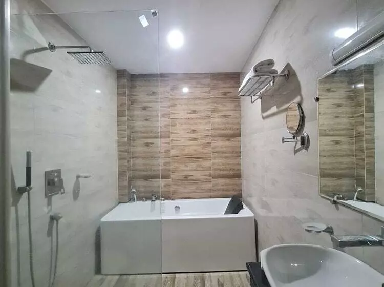 Hôtel Srina Forest Roar