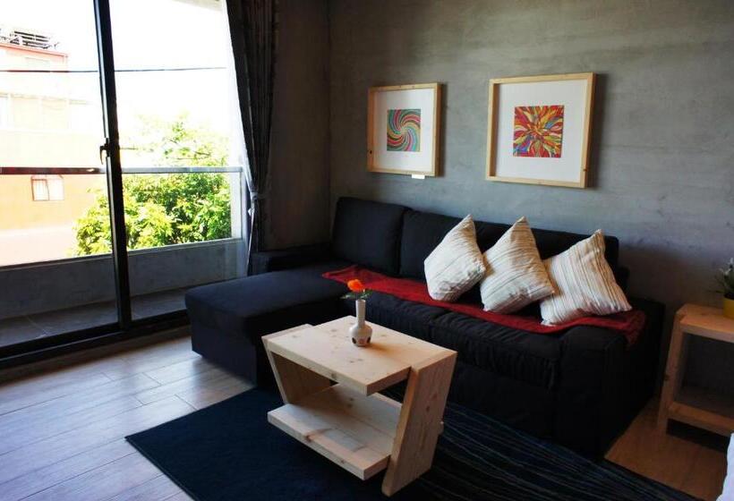 تختخواب و صبحانه 墾丁船帆石原宿 L 國旅卡特約 L 可包棟民宿