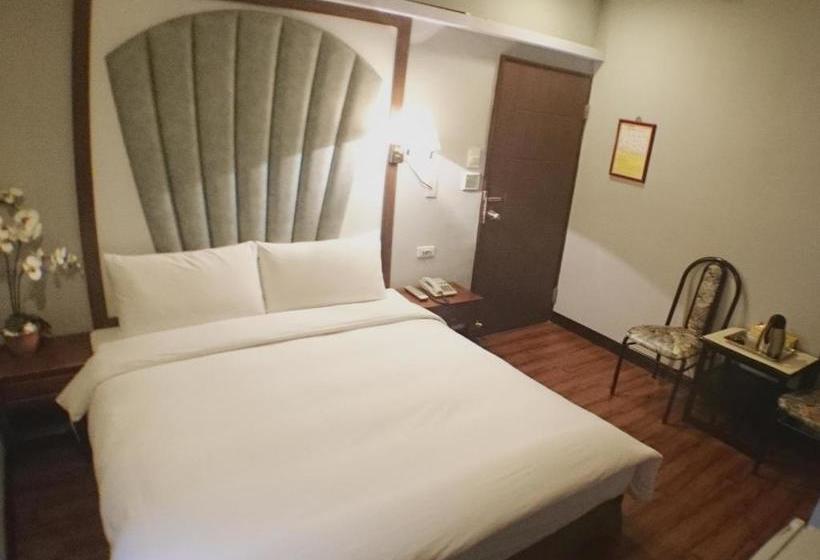 تختخواب و صبحانه Fu Chia