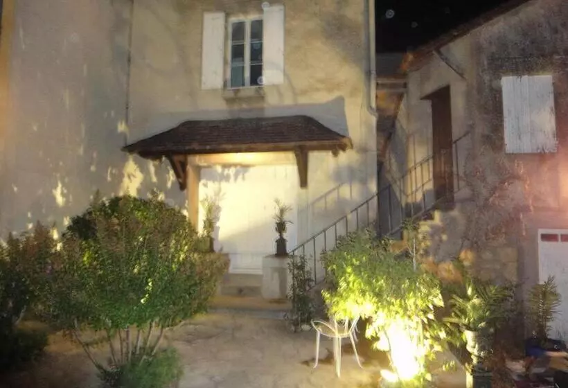 Aamiaismajoitus (B&B) La Villa Du 15   Chambres Indépendantes & Autonomes Du Restaurant La Maison   Clim Et Piscine Chauff