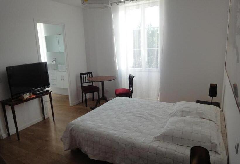 Bed and Breakfast La Villa Du 15   Chambres Indépendantes & Autonomes Du Restaurant La Maison   Clim Et Piscine Chauff