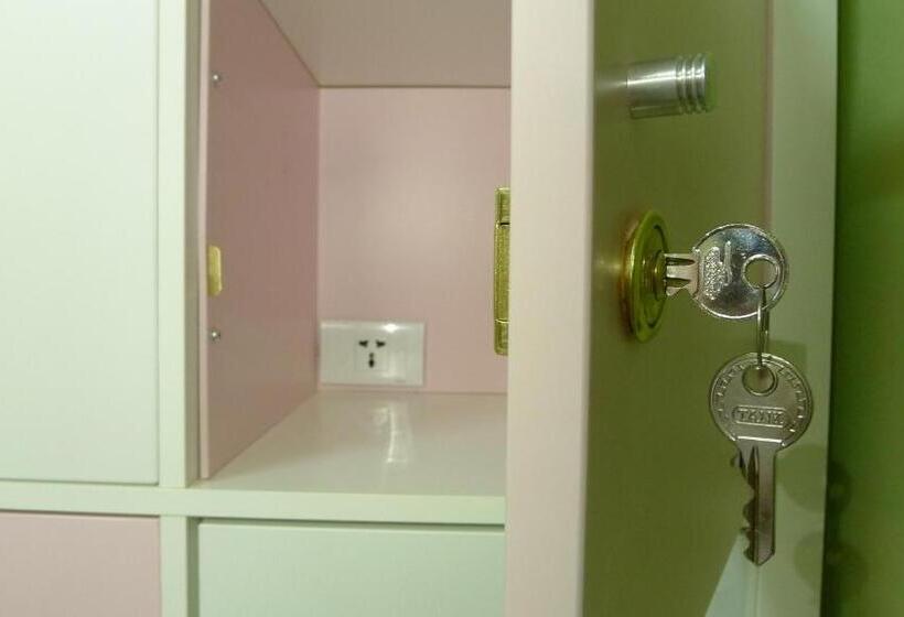Center.center Hostel