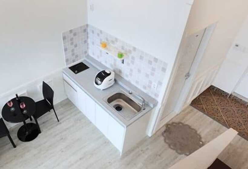 Healing View Pension