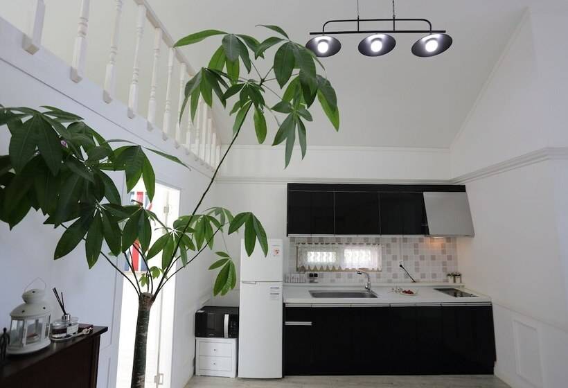 Healing View Pension