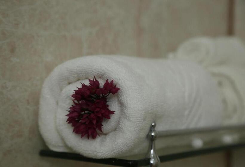 فندق Aloy S Residence