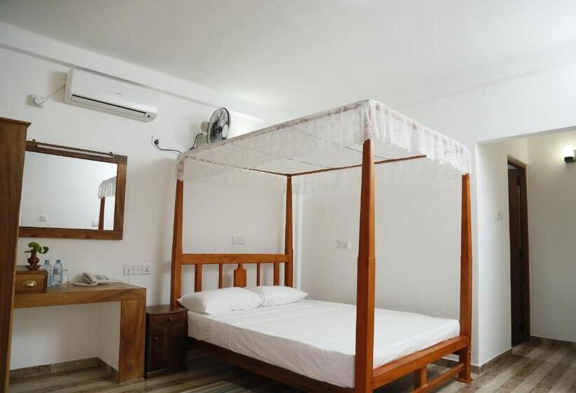 فندق Aloy S Residence