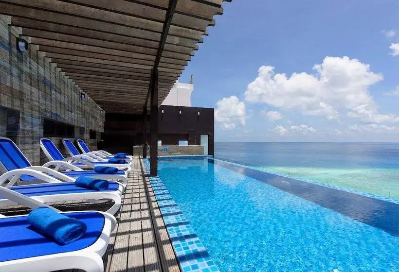 هتل Arena Beach