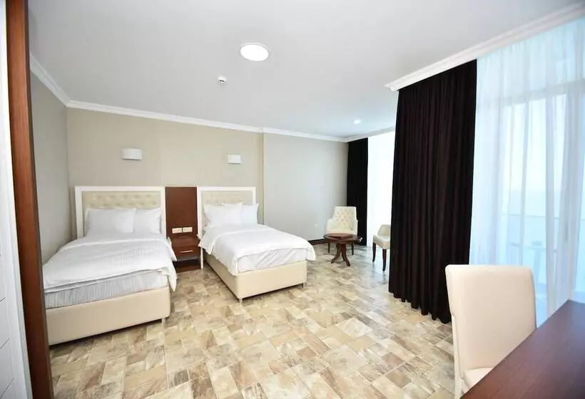 هتل Era Palace Gonio