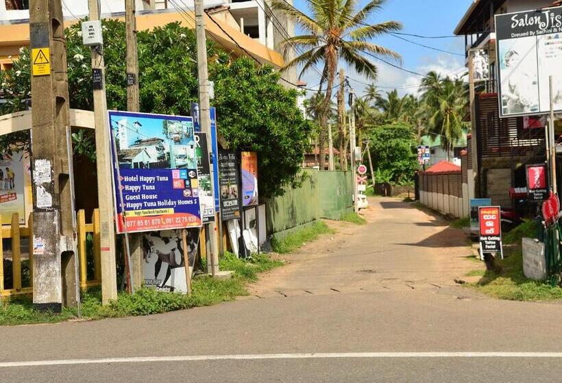 בית מלון כפרי Happy Tuna