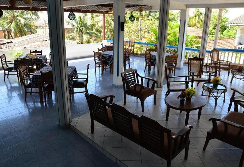 בית מלון כפרי Happy Tuna