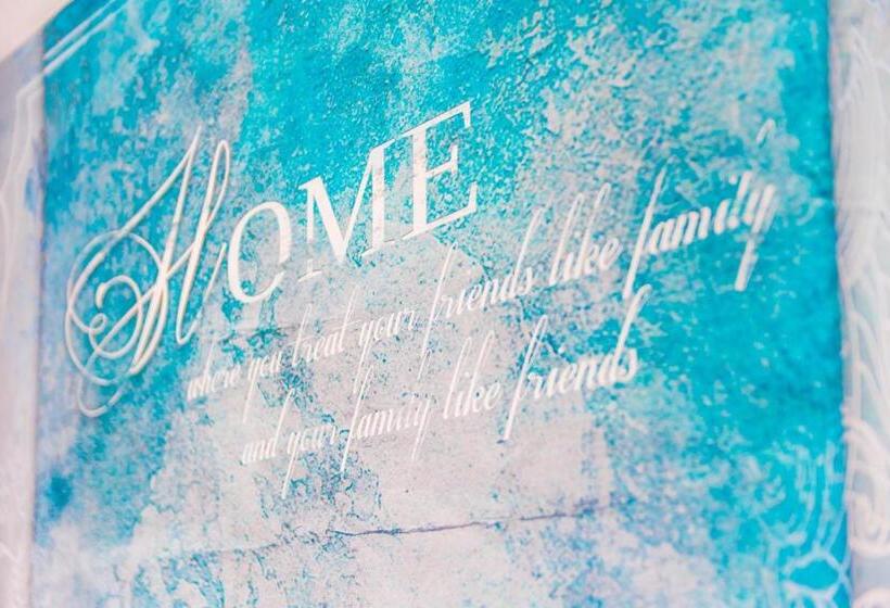 ホテル Les Flots Bleus