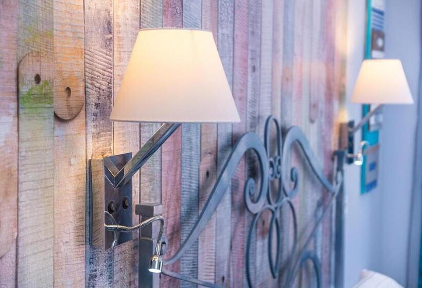 ホテル Les Flots Bleus