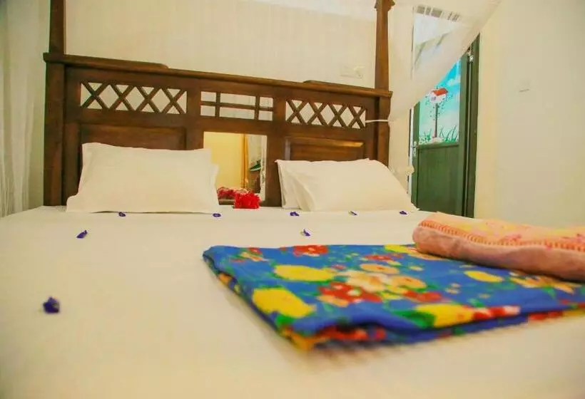 هتل Sanda Hiru Guest