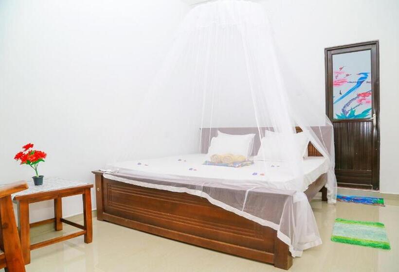 호텔 Sanda Hiru Guest