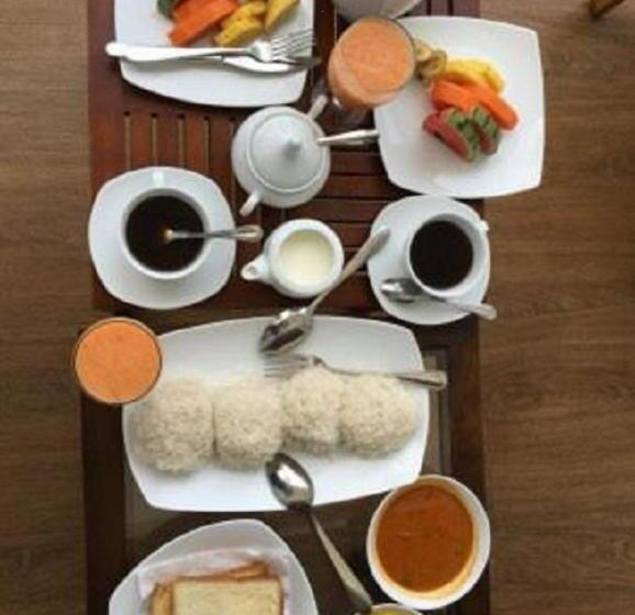 בית מלון כפרי Sayura Beach