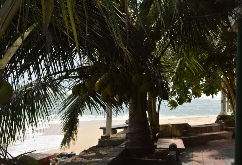 ホテル Sayurima Tourist