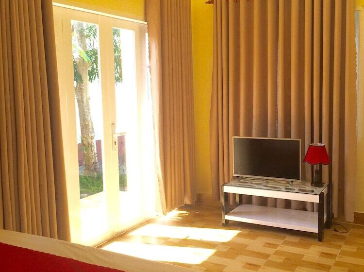 هتل Tina Bungalow