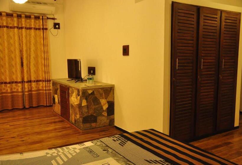 ペンション Asantha Guest House