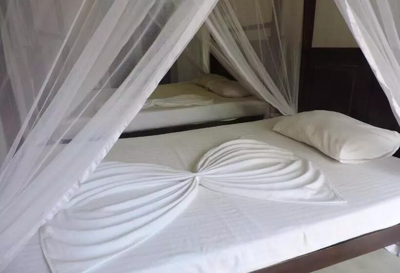 ペンション Asantha Guest House