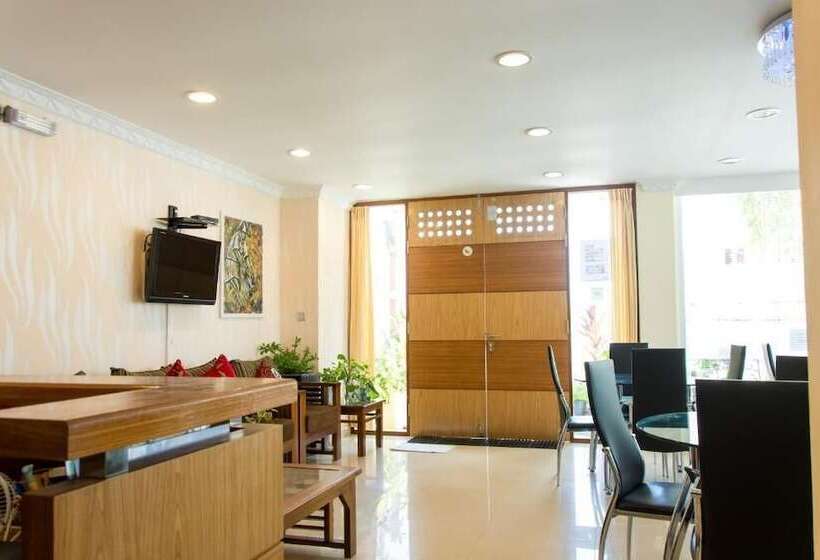 پانسیون Beach Palace