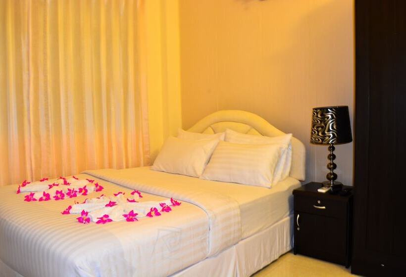 پانسیون Beach Palace