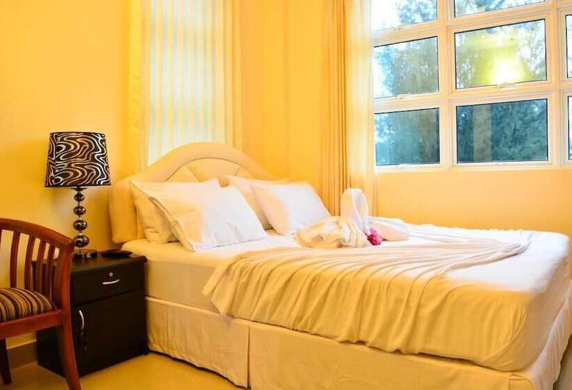 پانسیون Beach Palace