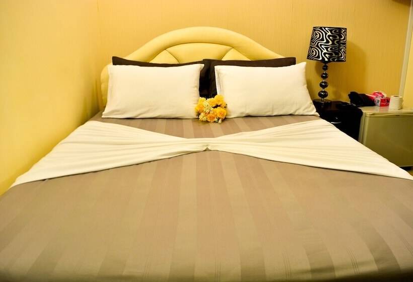 پانسیون Beach Palace