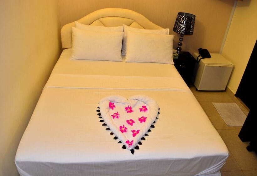 پانسیون Beach Palace