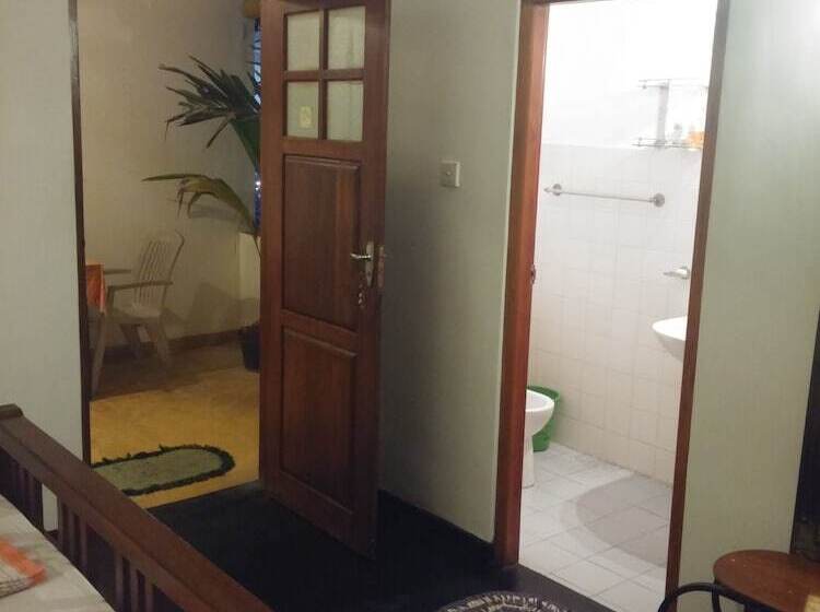 Пансион Sk House Resort Unawatuna