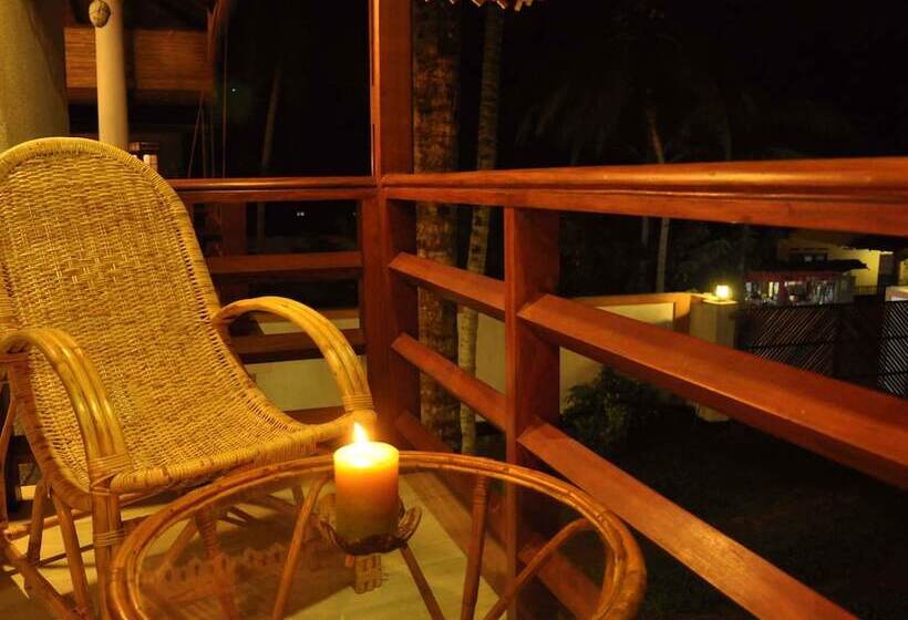 פנסיון Helis Place