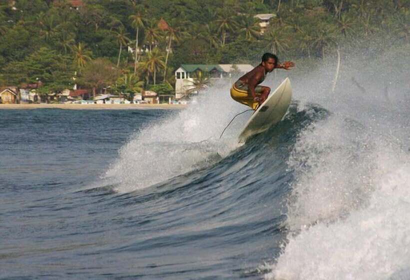 بنسيون Sea Song