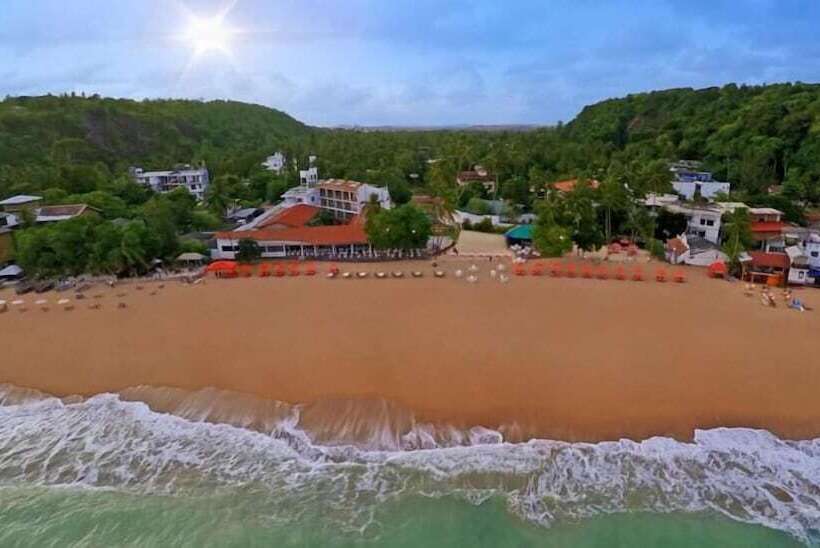 بنسيون Sea Song