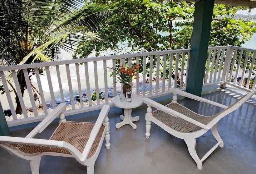 פנסיון Talalla Bay Beach